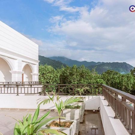 The Grand Pearl Resort Monaragala Esterno foto